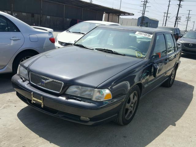 YV1LS5378W1491931 - 1998 VOLVO S70 T5 TUR BLUE photo 2