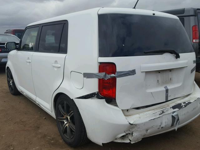 JTLKE50E381001995 - 2008 TOYOTA SCION XB WHITE photo 3