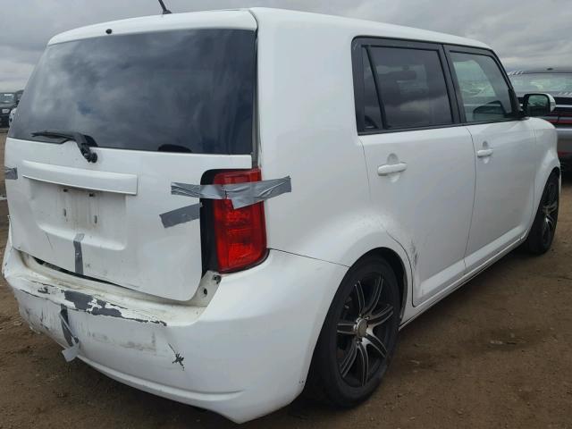 JTLKE50E381001995 - 2008 TOYOTA SCION XB WHITE photo 4