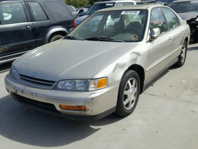 1HGCD5664SA062719 - 1995 HONDA ACCORD EX GOLD photo 2