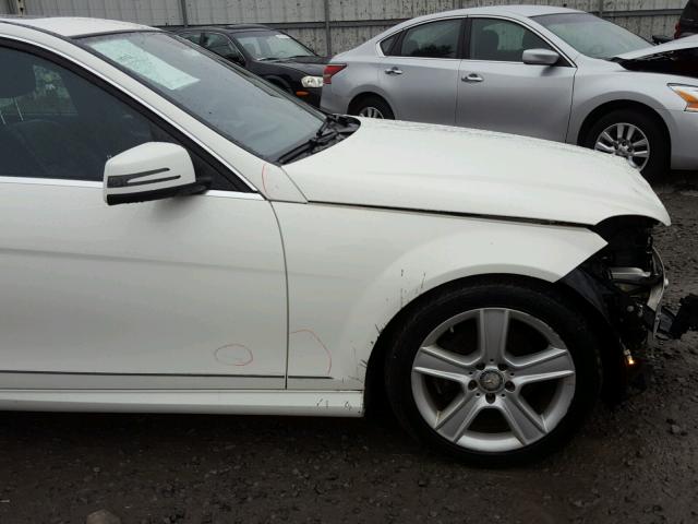 WDDGF8BB8AF382714 - 2010 MERCEDES-BENZ C 300 4MAT WHITE photo 9