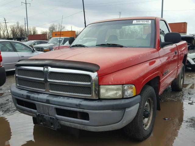 1B7HC16XXWS614250 - 1998 DODGE RAM 1500 RED photo 2