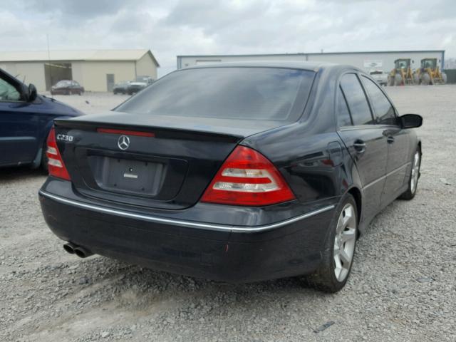 WDBRF52H17E026527 - 2007 MERCEDES-BENZ C 230 BLACK photo 4