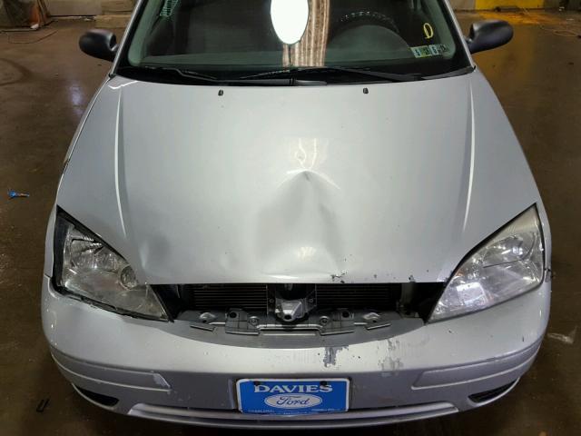 1FAFP36N37W207828 - 2007 FORD FOCUS ZXW SILVER photo 7