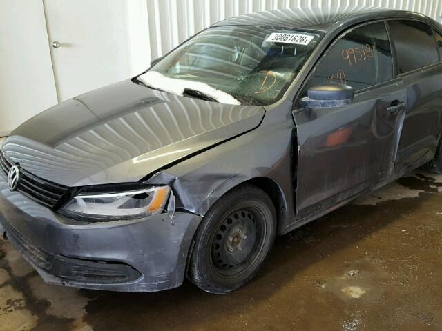 3VW2K7AJXDM449740 - 2013 VOLKSWAGEN JETTA BASE 灰色 照片 9