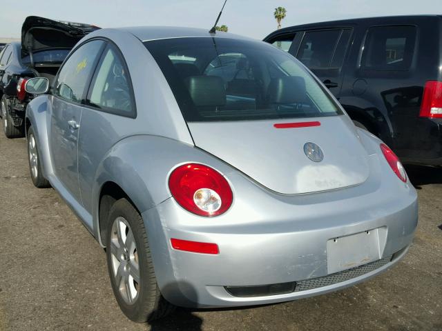 3VWPW31C07M518668 - 2007 VOLKSWAGEN NEW BEETLE 银色 照片 3