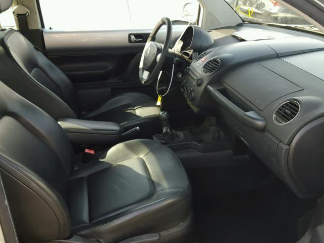 3VWPW31C07M518668 - 2007 VOLKSWAGEN NEW BEETLE 银色 照片 5