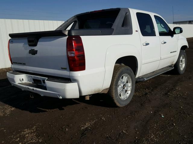 3GNFK12337G261203 - 2007 CHEVROLET AVALANCHE WHITE photo 4