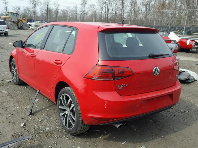 3VW217AU4HM061695 - 2017 VOLKSWAGEN GOLF S RED photo 3