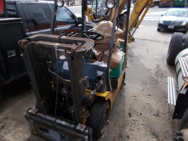 587845A - 2005 KMTS FORKLIFT UNKNOWN - NOT OK FOR INV. photo 2