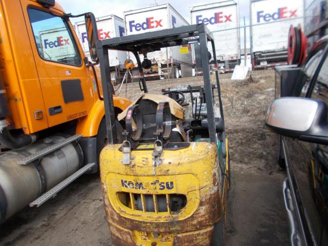 587845A - 2005 KMTS FORKLIFT UNKNOWN - NOT OK FOR INV. photo 3