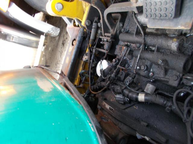 587845A - 2005 KMTS FORKLIFT UNKNOWN - NOT OK FOR INV. photo 5