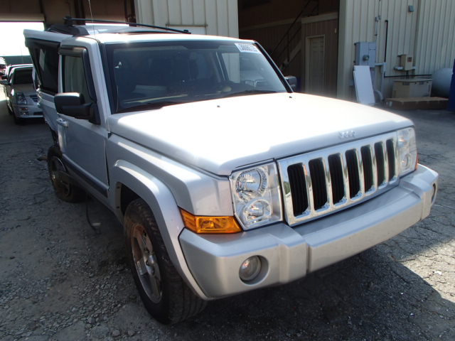 1J8HH48K49C553991 - 2009 JEEP COMMANDER SILVER photo 1