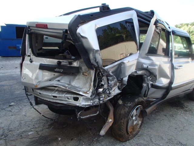 1J8HH48K49C553991 - 2009 JEEP COMMANDER SILVER photo 10