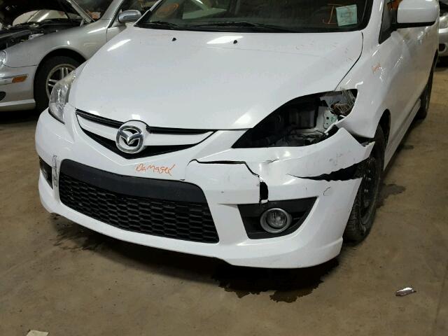 JM1CR2W36A0377322 - 2010 MAZDA 5 WHITE photo 9