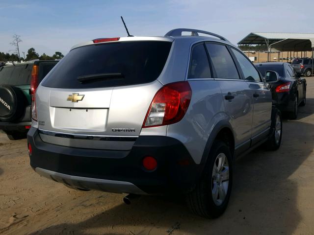 3GNAL2EK7ES616335 - 2014 CHEVROLET CAPTIVA LS SILVER photo 4