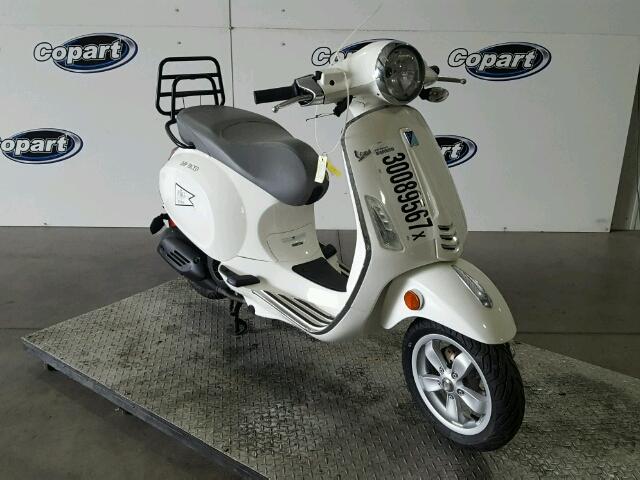 ZAPM818G9F5102151 - 2015 VESPA SPRINT WHITE photo 1