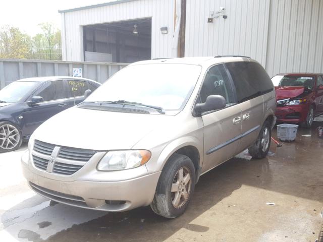 1D4GP45RX6B589325 - 2006 DODGE CARAVAN SX BEIGE photo 2