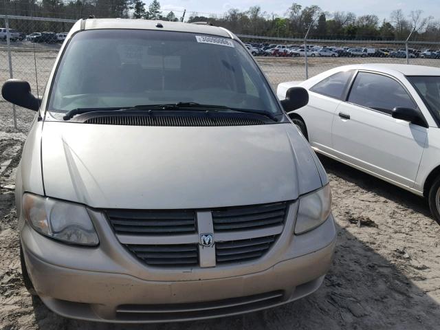 1D4GP45RX6B589325 - 2006 DODGE CARAVAN SX BEIGE photo 9