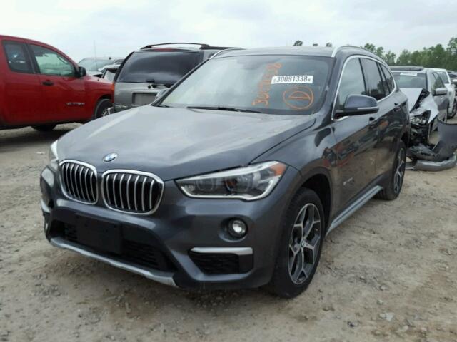 WBXHU7C3XH5H33182 - 2017 BMW X1 SDRIVE2 GRAY photo 2