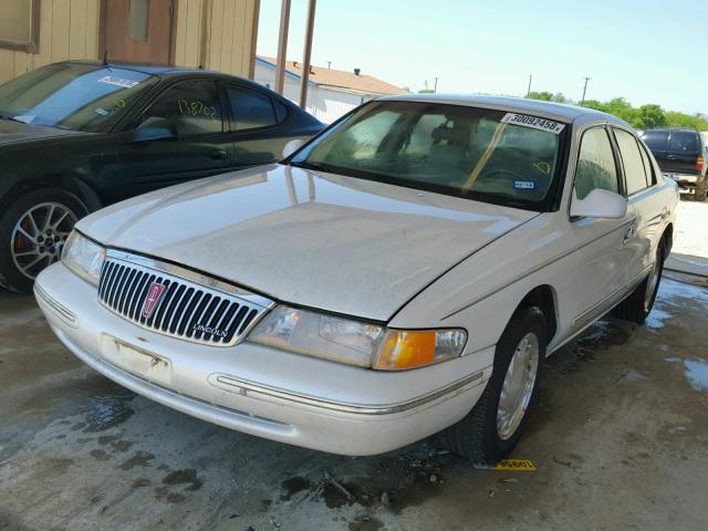 1LNLM97V6VY720530 - 1997 LINCOLN CONTINENTA WHITE photo 2