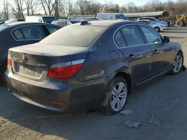 WBANV1C58AC445152 - 2010 BMW 528 XI CHARCOAL photo 4