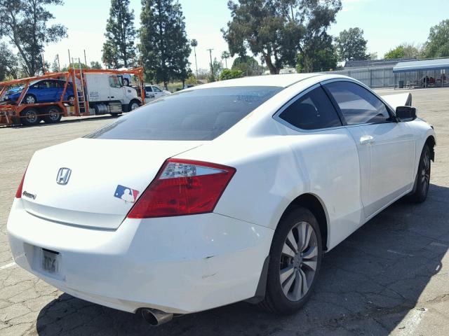 1HGCS12348A010879 - 2008 HONDA ACCORD LX- WHITE photo 4