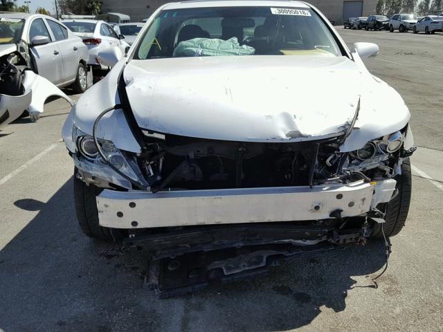 JTHBL5EF9A5093646 - 2010 LEXUS LS 460 WHITE photo 9