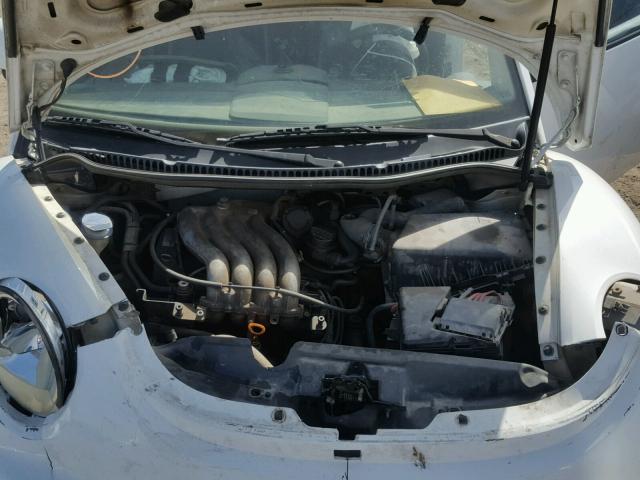 3VWCA21C2YM423831 - 2000 VOLKSWAGEN NEW BEETLE თეთრი ფოტო 7