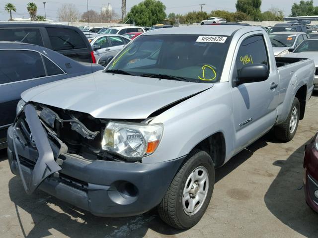 5TENX22N66Z186108 - 2006 TOYOTA TACOMA SILVER photo 2