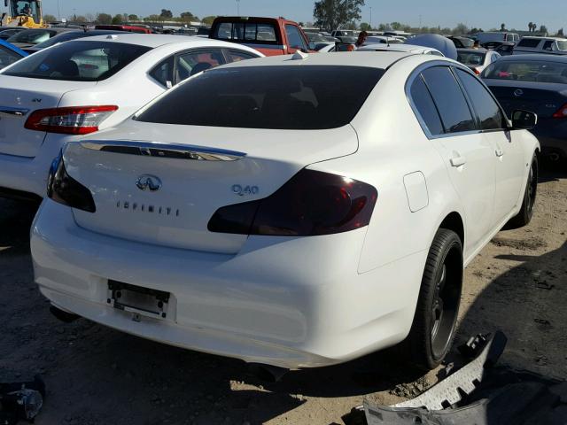 JN1CV6AP2FM501893 - 2015 INFINITI Q40 WHITE photo 4