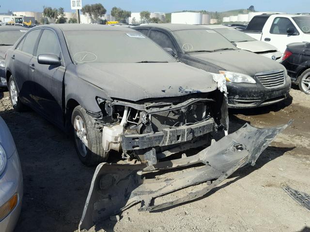 4T1BF3EK1BU770265 - 2011 TOYOTA CAMRY BASE GRAY photo 1