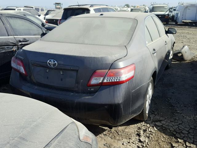 4T1BF3EK1BU770265 - 2011 TOYOTA CAMRY BASE GRAY photo 4