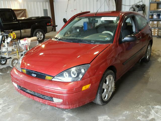 3FAFP31303R127891 - 2003 FORD FOCUS ZX3 RED photo 2