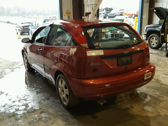 3FAFP31303R127891 - 2003 FORD FOCUS ZX3 RED photo 3