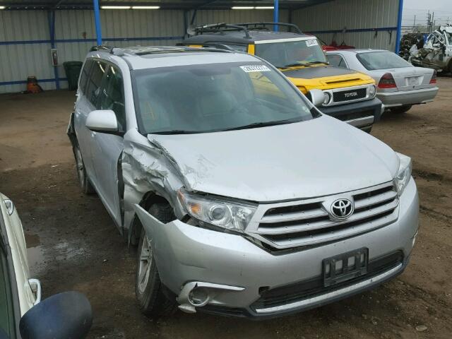 5TDBK3EH3DS186879 - 2013 TOYOTA HIGHLANDER SILVER photo 1