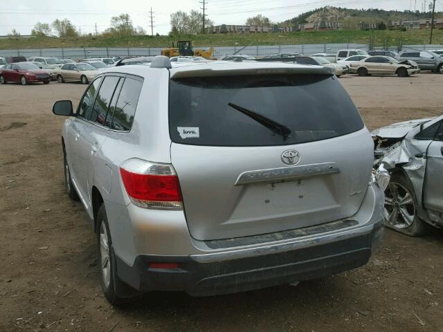 5TDBK3EH3DS186879 - 2013 TOYOTA HIGHLANDER SILVER photo 3