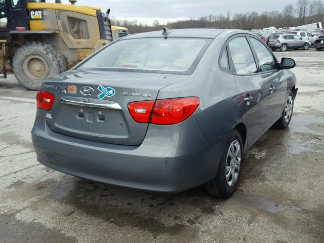 KMHDU4AD8AU109004 - 2010 HYUNDAI ELANTRA BL GRAY photo 4