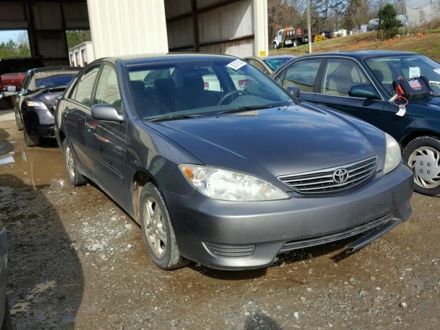 4T1BE32K35U540576 - 2005 TOYOTA CAMRY LE GRAY photo 1