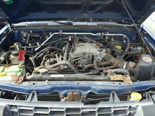 5N1ED28YX2C543742 - 2002 NISSAN XTERRA XE BLUE photo 7