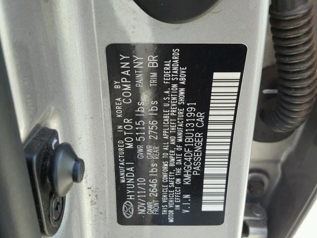 KMHGC4DF1BU131991 - 2011 HYUNDAI GENESIS 4. GRAY photo 10