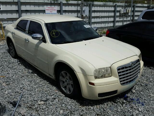 2C3KA43R47H664870 - 2007 CHRYSLER 300 CREAM photo 1