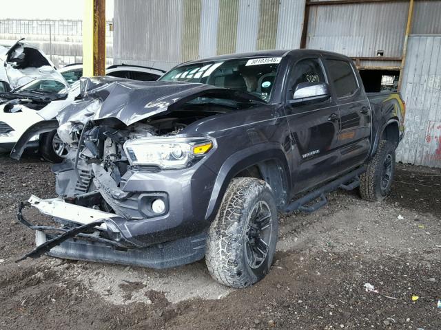 5TFAX5GN4GX063036 - 2016 TOYOTA TACOMA DOU GRAY photo 2