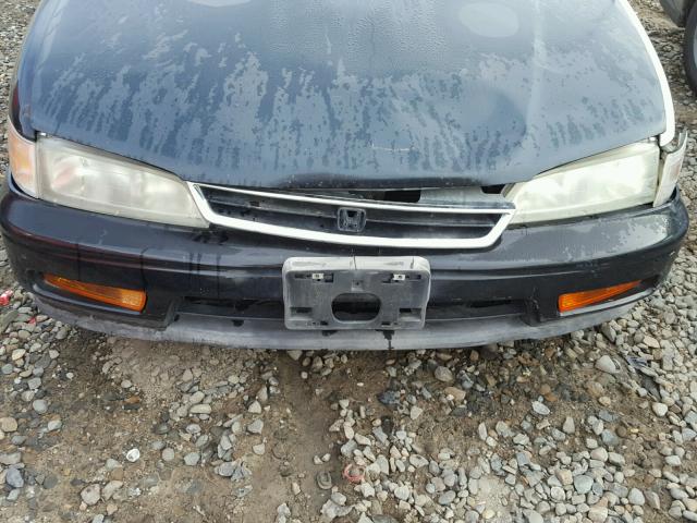 1HGCE6665SA013208 - 1995 HONDA ACCORD EX GREEN photo 9