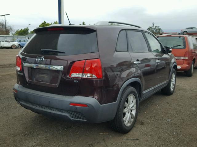 5XYKU4A13BG038332 - 2011 KIA SORENTO EX BURGUNDY photo 4