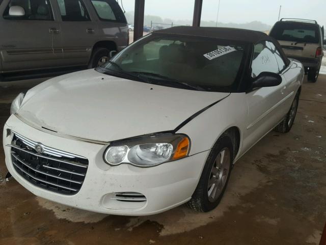 1C3EL75RX4N177827 - 2004 CHRYSLER SEBRING GT WHITE photo 2