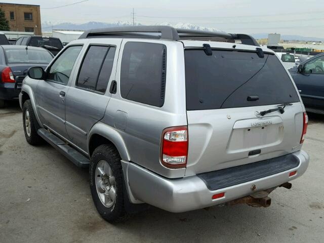 JN8DR09Y72W729570 - 2002 NISSAN PATHFINDER SILVER photo 3