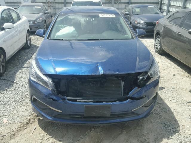 5NPE24AF5HH503175 - 2017 HYUNDAI SONATA SE BLUE photo 9