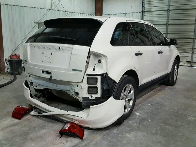 2FMDK3G90CBA59100 - 2012 FORD EDGE SE WHITE photo 4