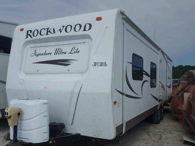 4X4TRLG28A1832879 - 2010 WILDWOOD ROCKWOOD WHITE photo 2